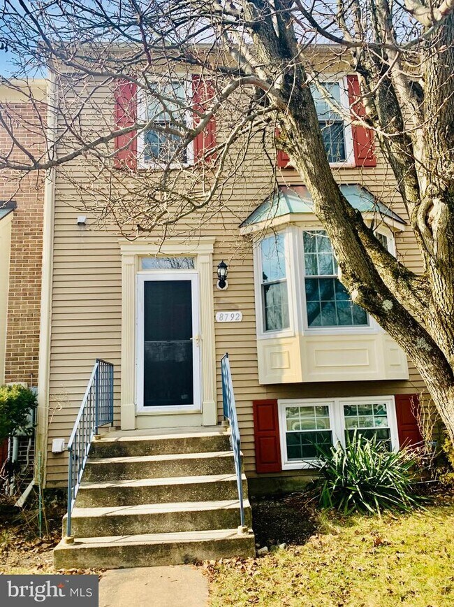 Building Photo - 8792 Manahan Dr