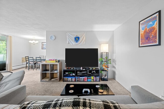 Building Photo - Gorgeous apartment in Cheesman Park!