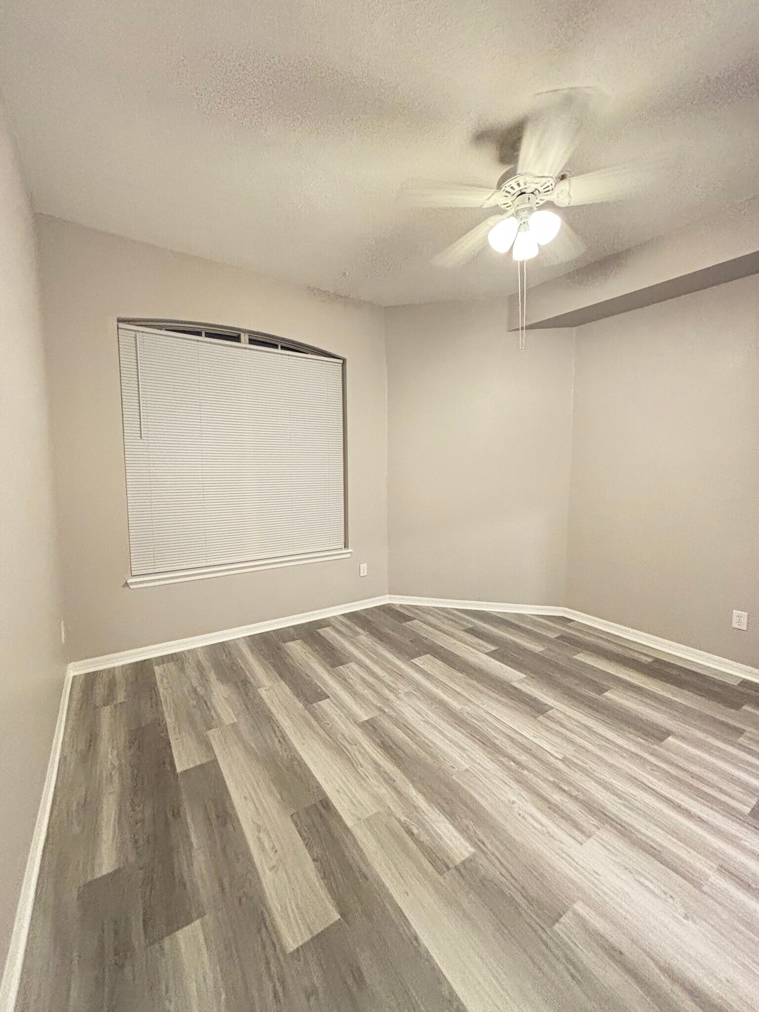 Building Photo - 18107 Peregrines Perch Pl