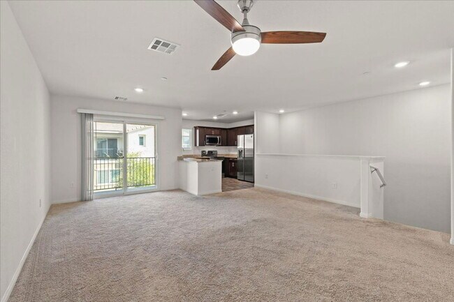 Building Photo - 2628 Blazing Blue Ave