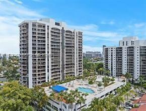 Building Photo - 3600 Yacht Club Dr