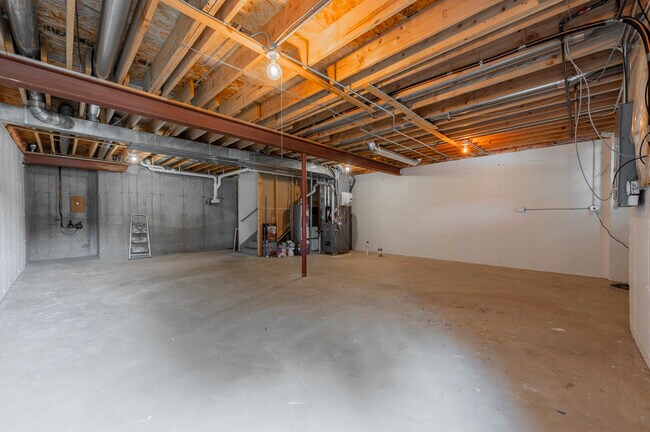 Building Photo - 1226 Bradley Cir