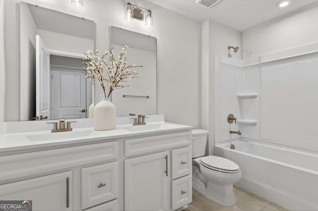 Building Photo - 325 Enchanted Ct