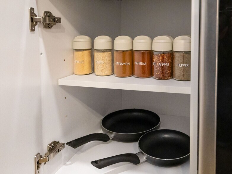 Building Photo - 193 Salem St