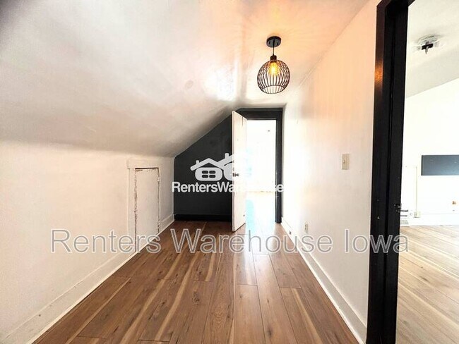 Building Photo - 1171 21st St