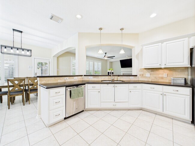 Building Photo - 4503 Avery Hollow Ct