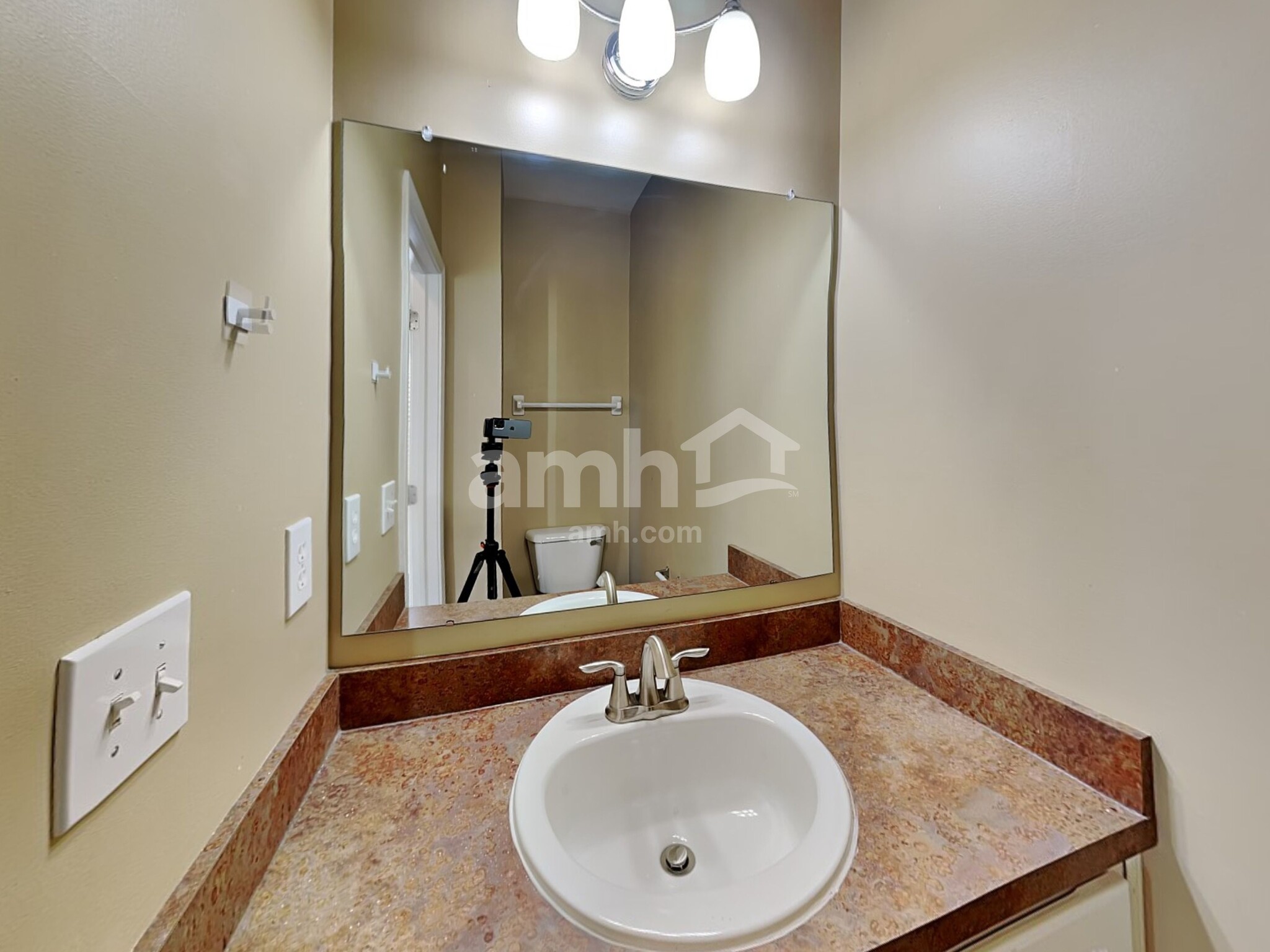 Building Photo - 11225 Santa Barbara Dr