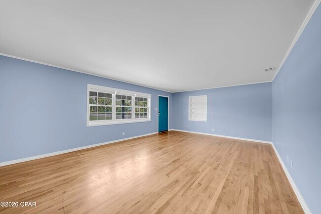 Building Photo - 2936 Syracuse Ave