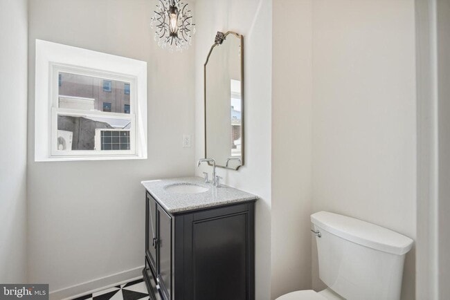 Building Photo - 1329 Connecticut Ave NW