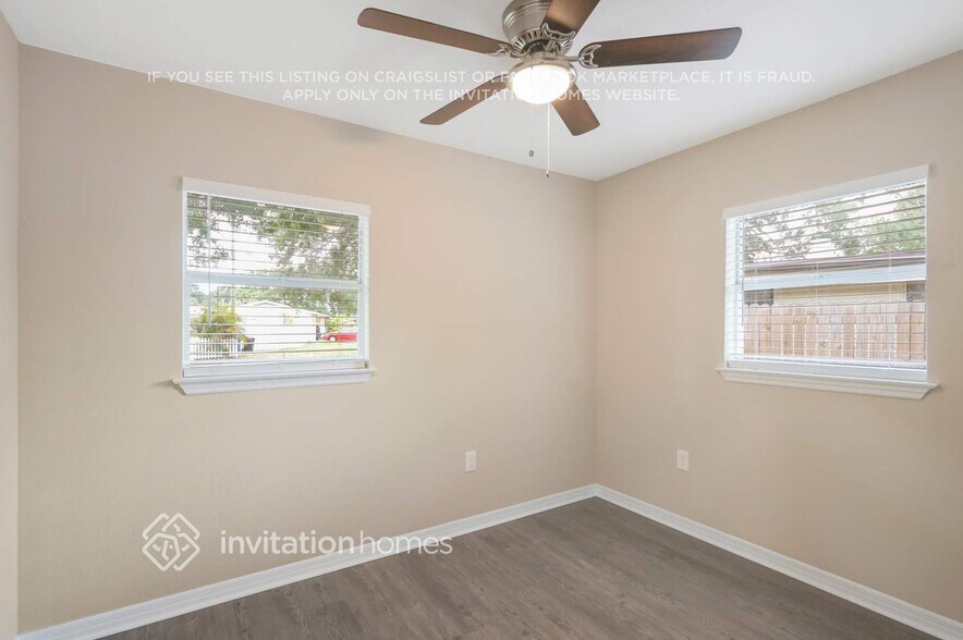 Building Photo - 7600 14th St N