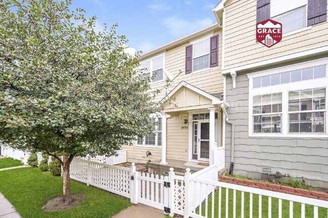 Primary Photo - 1495 Red Cliff Way