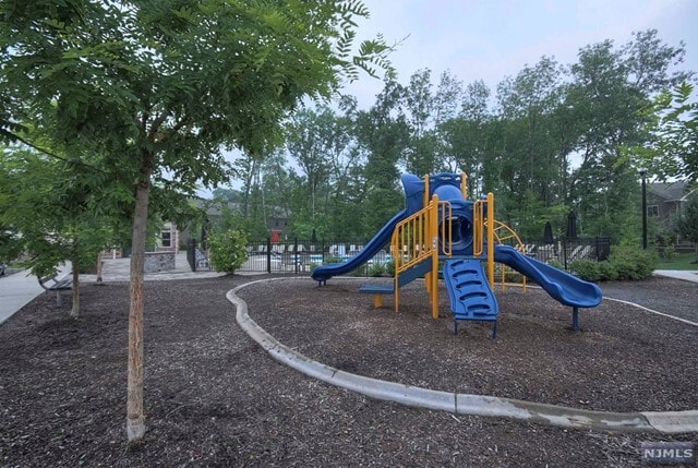 Building Photo - 1807 Whitney Ln