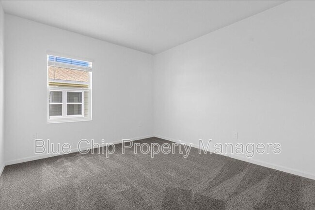 Building Photo - 2096 Shaggy Fisher Dr