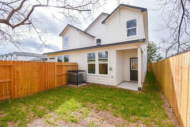 Building Photo - 7973 Joy St