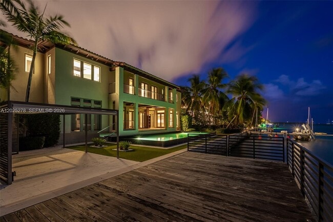 Building Photo - 760 S Mashta Dr