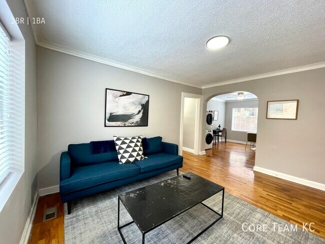 Building Photo - 4511 Roanoke Pkwy