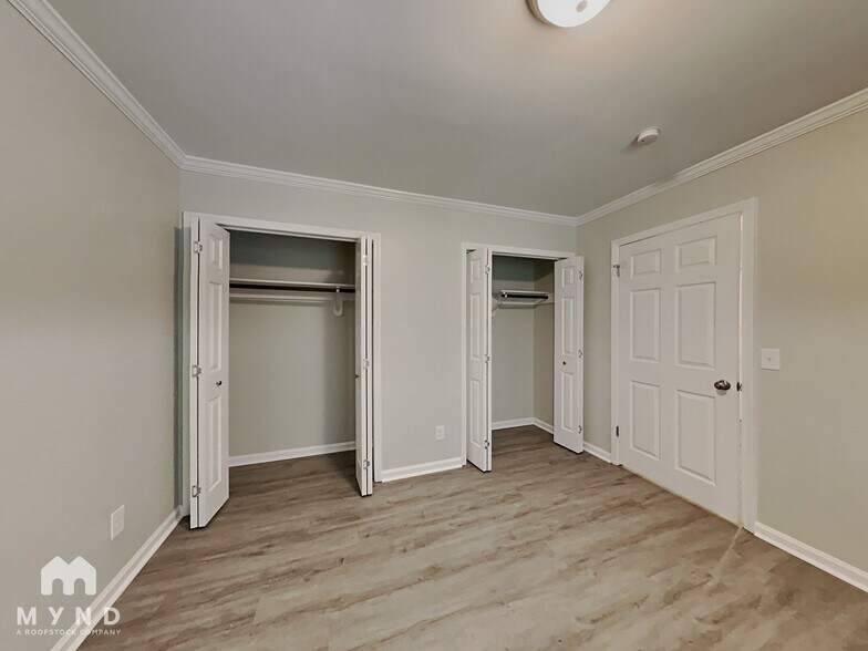 Building Photo - 136 Lema Dr