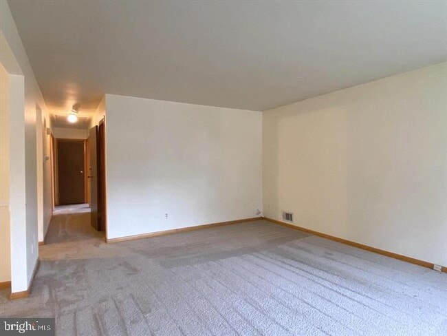 Building Photo - 3300 Upton Rd