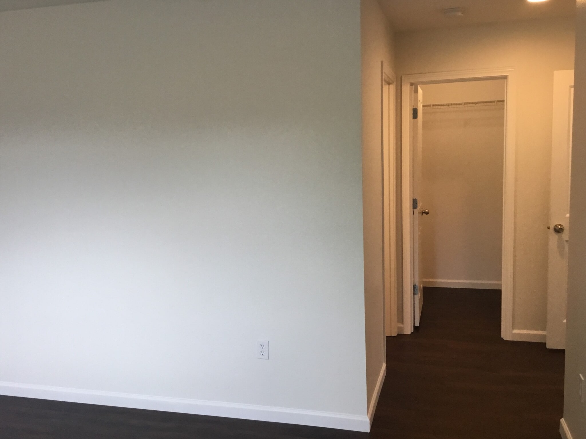 Building Photo - 1142 Ebbets Dr