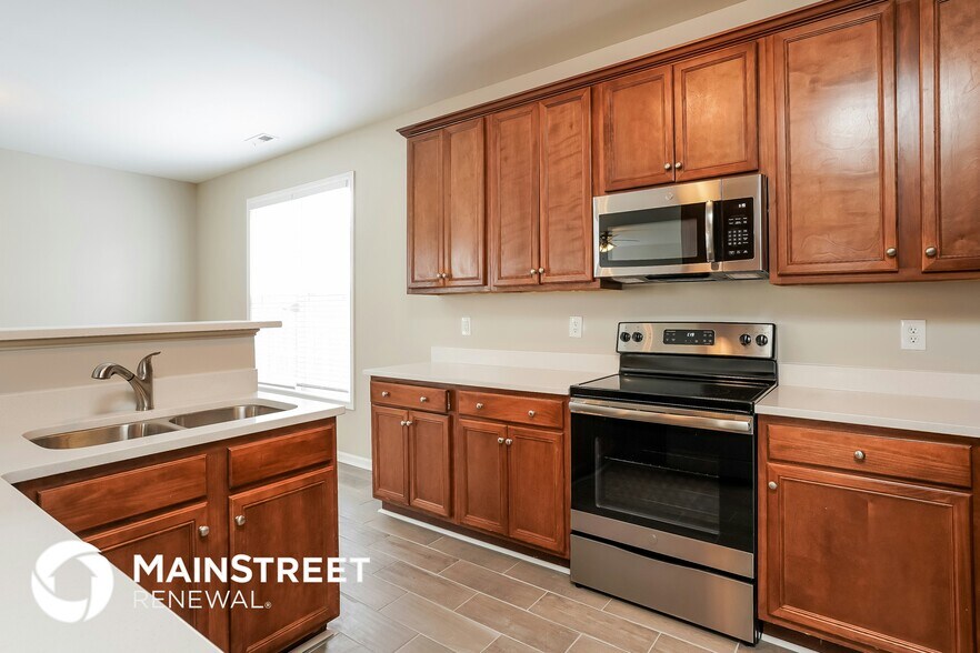 Building Photo - 1505 Golden Bell Dr