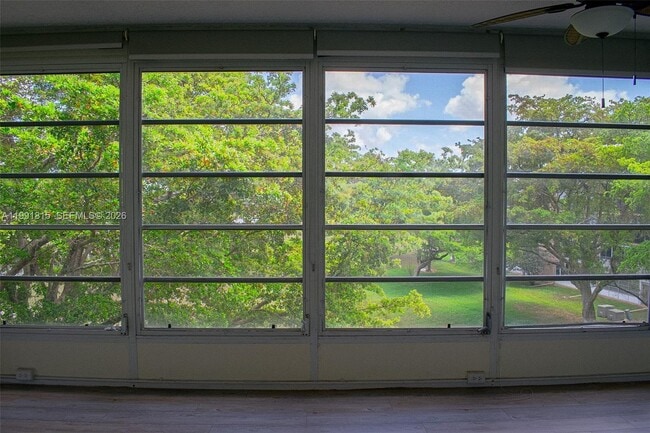 Building Photo - 260 NW 76th Ave