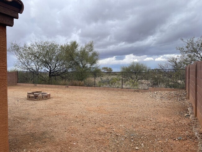 Building Photo - Beautiful Modern New 3Bdm 2Ba Home, Easy A...