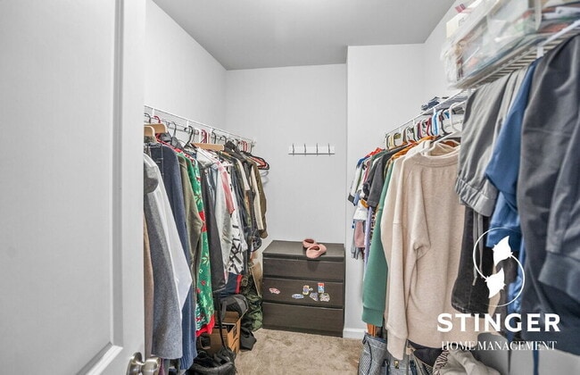 Building Photo - 12 Tugaloo Dr