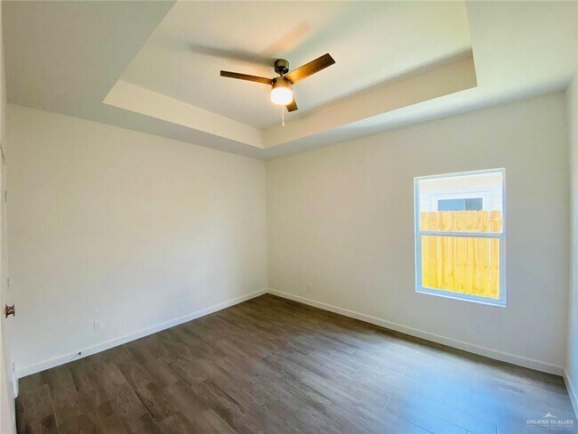 Building Photo - 19 Marcela Dr