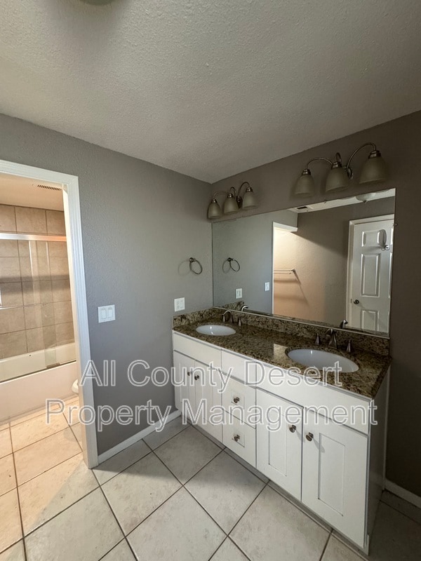 Building Photo - 70181 Sun Valley Dr