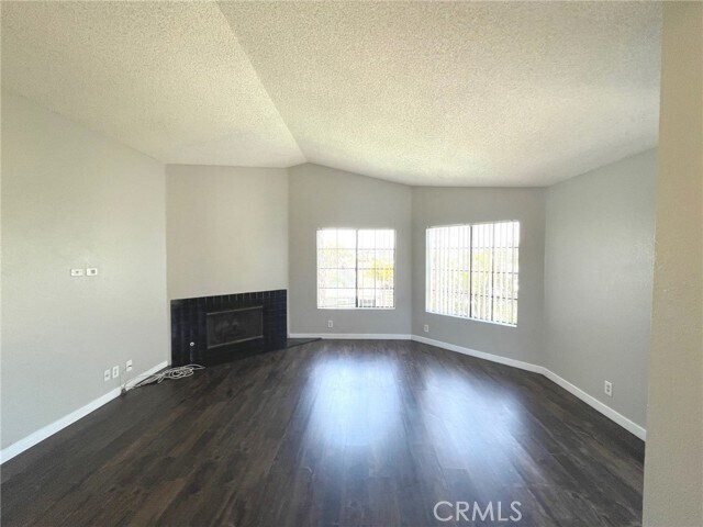 Building Photo - 1130 Newport Ave
