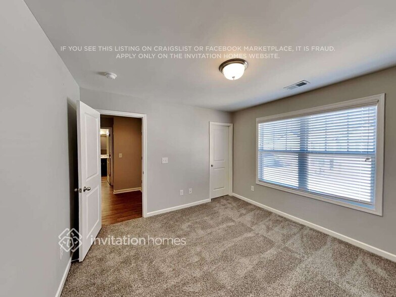 Building Photo - 330 Wood Point Way