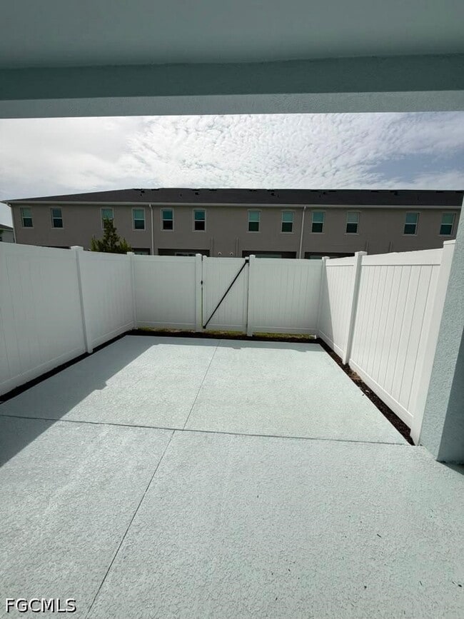 Building Photo - 14804 Bluewater Rd