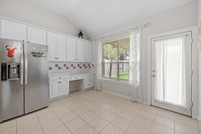 Building Photo - 23818 Indian Hills Way