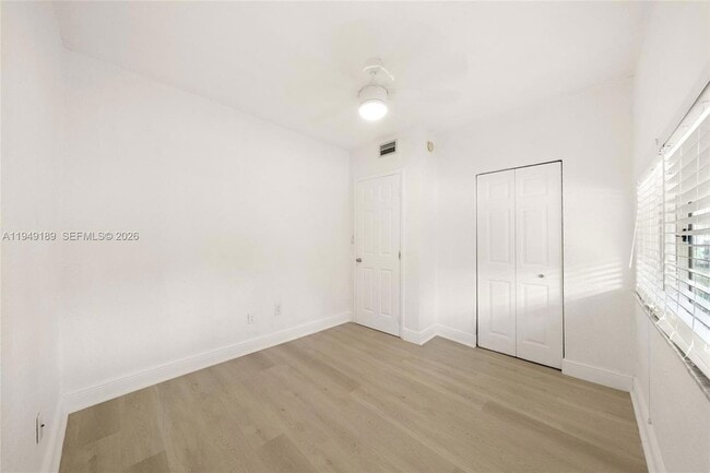 Building Photo - 3262 Elizabeth St