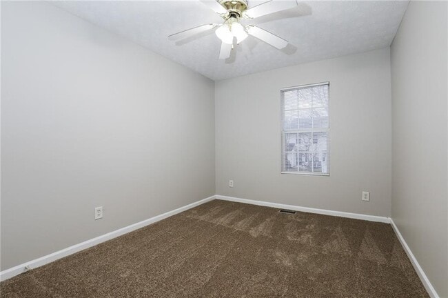 Building Photo - 5896 Strathmoor Manor Cir