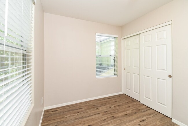 Building Photo - 4055 E Vest Ave