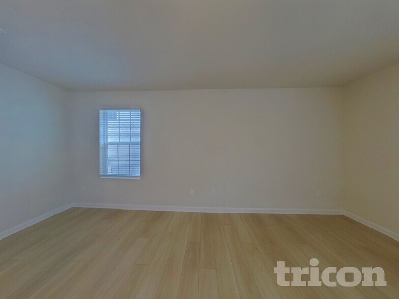 Building Photo - 2539 Trollinger Dr