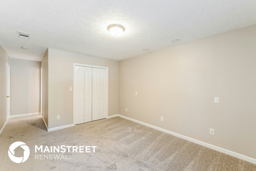 Building Photo - 2871 Quinbery Dr