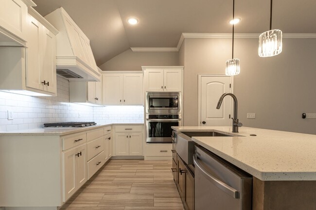 Building Photo - Modern 3-Bed, 2-Bath Home in Deer Creek School District!