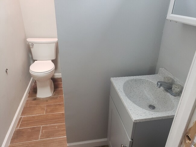 Building Photo - 299 Malvern Dr SW