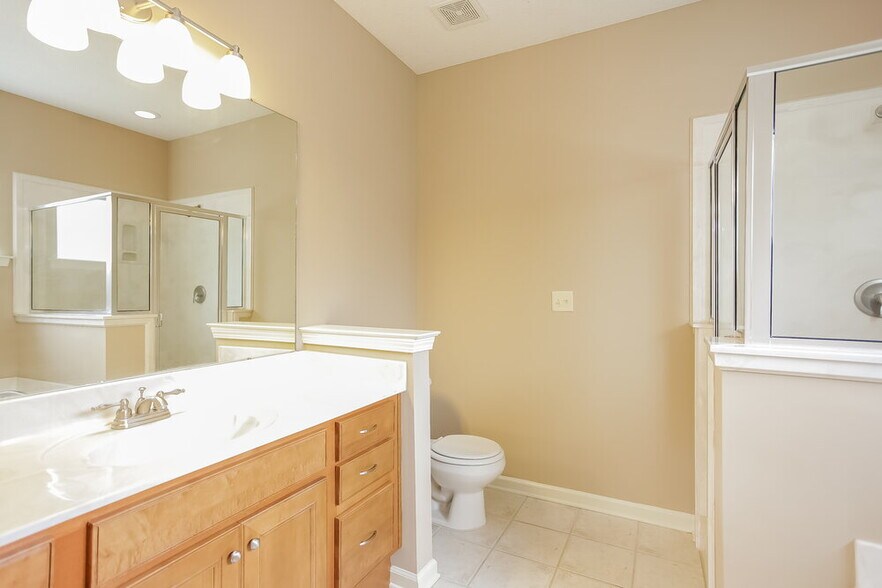 Building Photo - 1482 Lawson Dr
