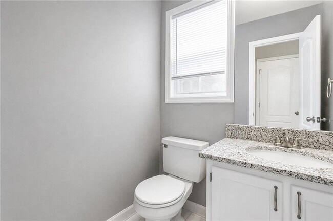 Building Photo - 430 Auldon Ct SE