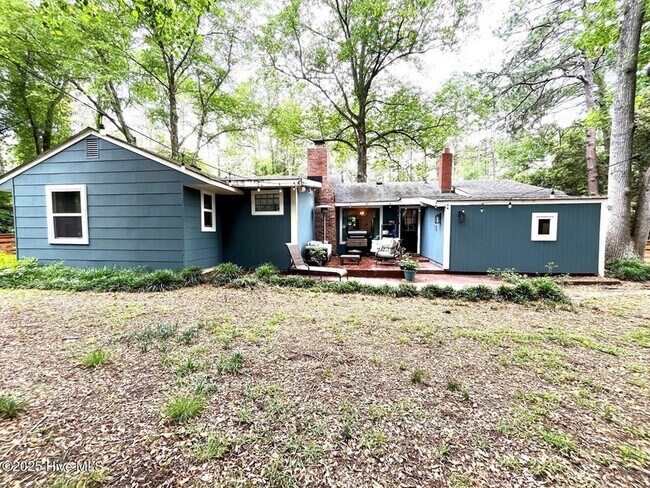 Building Photo - 375 Midland Rd