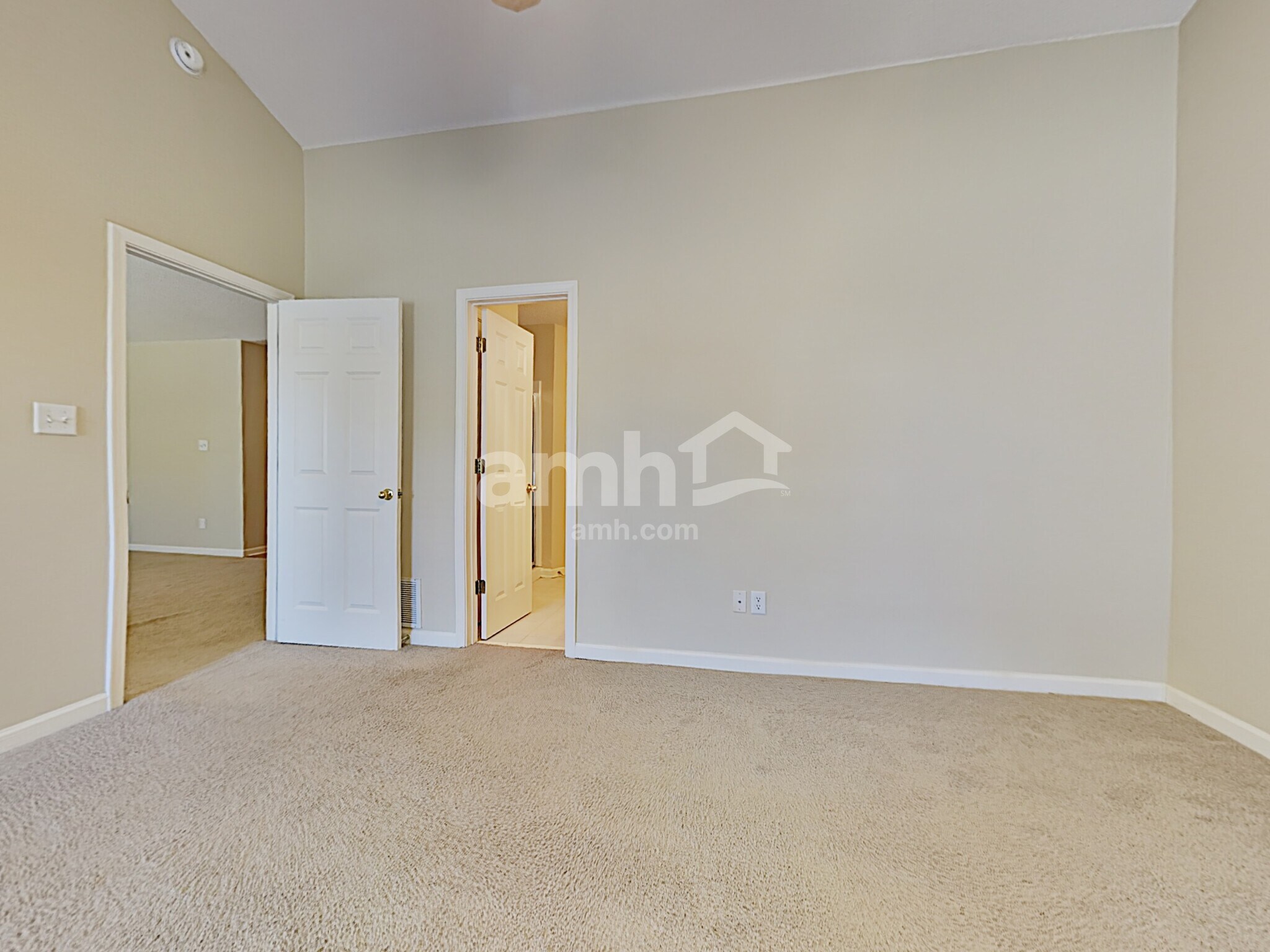 Building Photo - 5438 Milton Ridge Dr