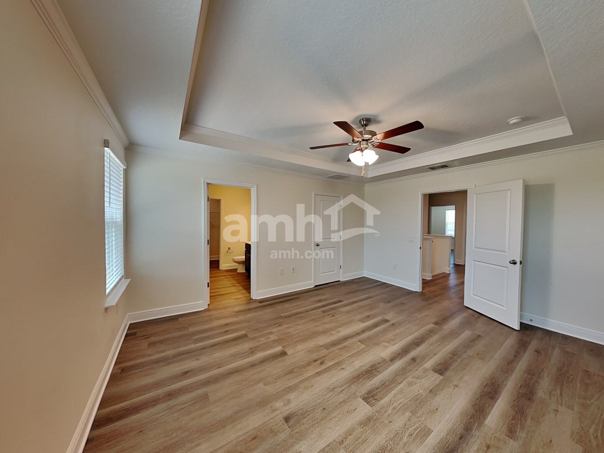 Building Photo - 954 Heavenly Dr
