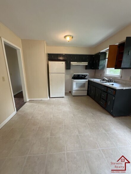 Building Photo - 1228 Pleasant View Dr