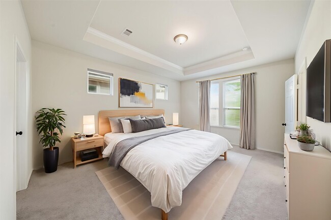 Building Photo - 8663 Cedardale Park Dr