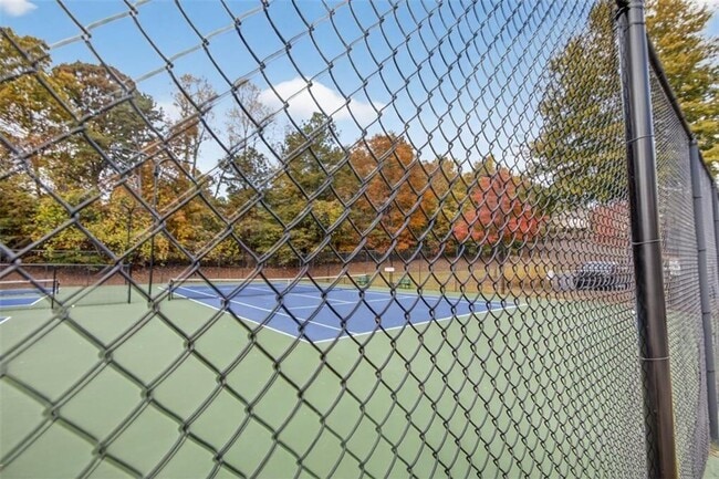 Building Photo - 267 Collingsworth Trace NE