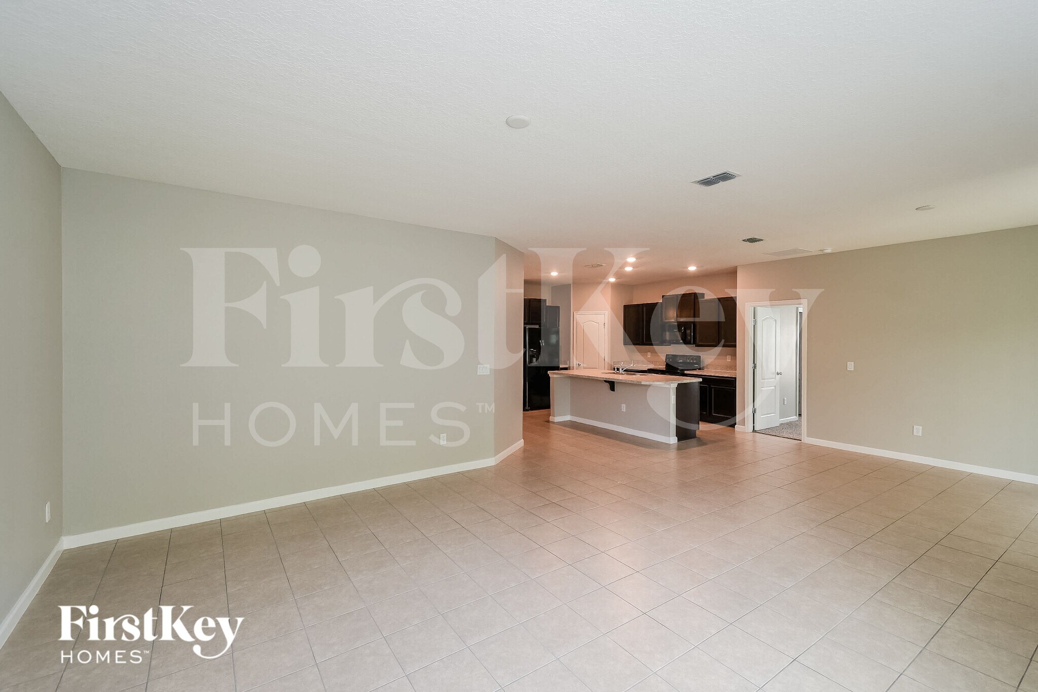 Building Photo - 5592 Kellar Cir