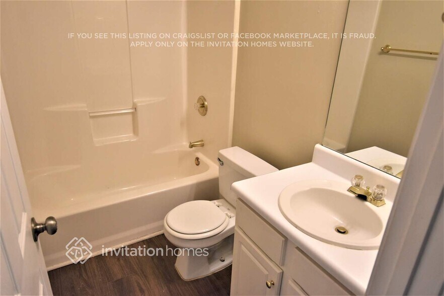 Building Photo - 3676 Southwick Dr NW